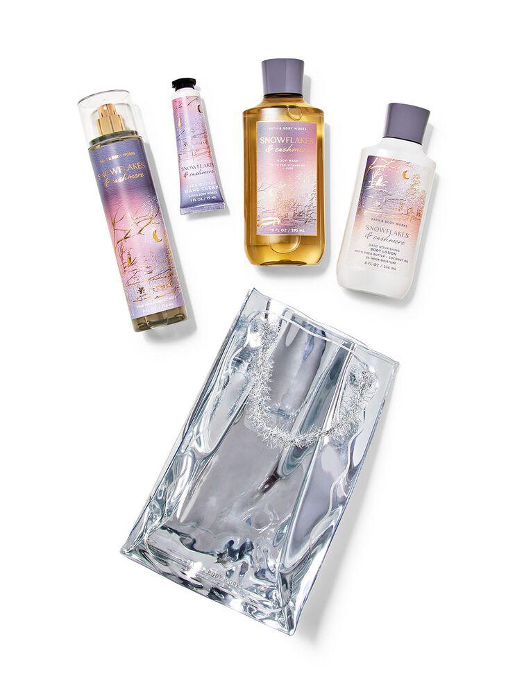 Snowflakes & Cashmere Gift Set Gift Set