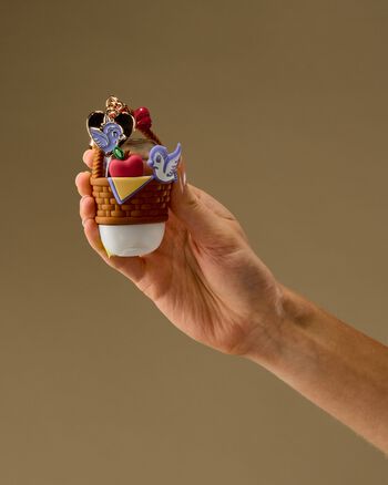 Snow White Basket PocketBac Holder PocketBac Holder