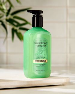 Fresh Watermelon Revitalizing Gel Hand Soap image number null