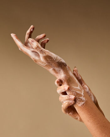 Into The Night Gentle & Clean Foaming Hand Soap Gentle & Clean Foaming Hand Soap