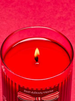 Winter Candy Apple Single Wick Candle
