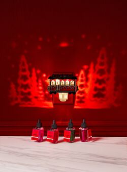 Bright Christmas Morning Wallflowers Fragrance Refill image number null