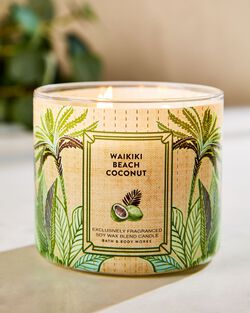 Waikiki Beach Coconut 3-Wick Candle image number null