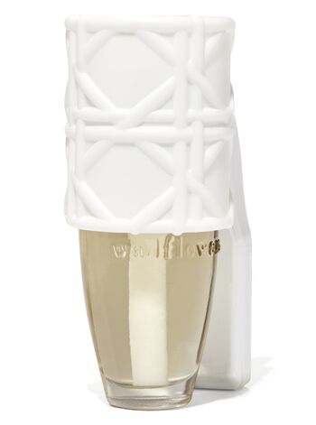 White Wallflowers Fragrance Plug