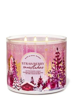 Strawberry Snowflakes 3-Wick Candle Strawberry Snowflakes 3-Wick Candle
