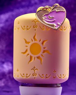 Rapunzel Lantern PocketBac Holder image number null